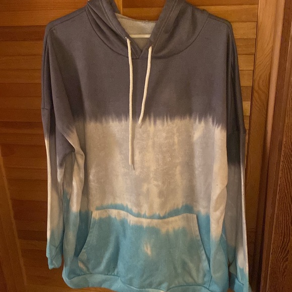 Hoodie. Cute Colors! - Picture 4 of 4